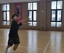 比赛过程悬念迭起,球员表现让人眼前一亮的句子 比赛过程悬念迭起,球员表现让人眼前一亮的句子